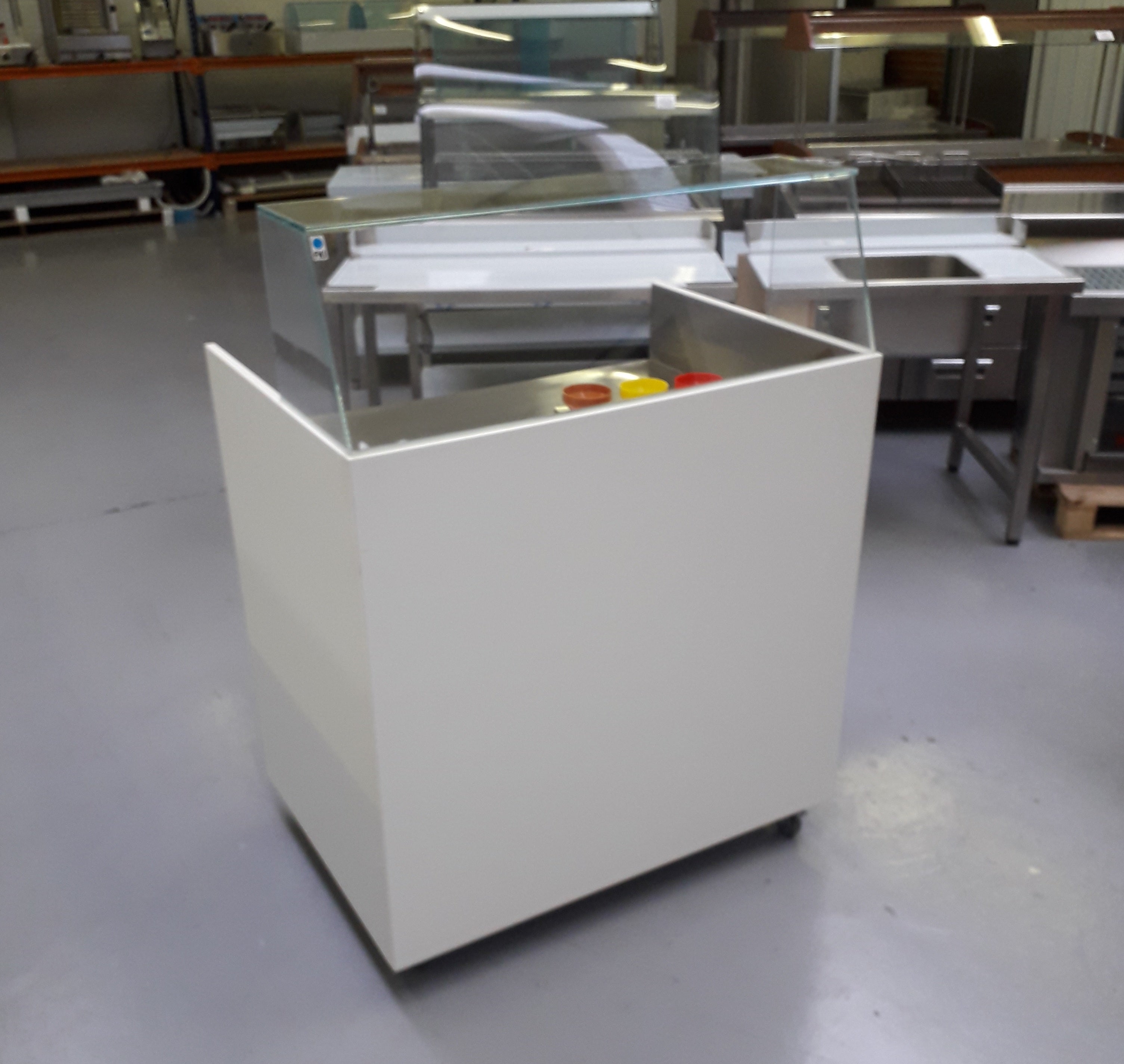 Disk/Arbejdsstation 185 - ikaline -