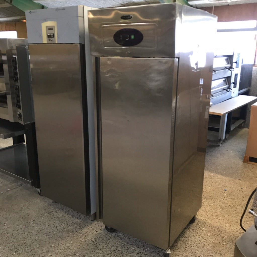 Frostskab 947 - ikaline -