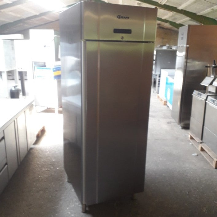 Frostskab 835 - ikaline -  